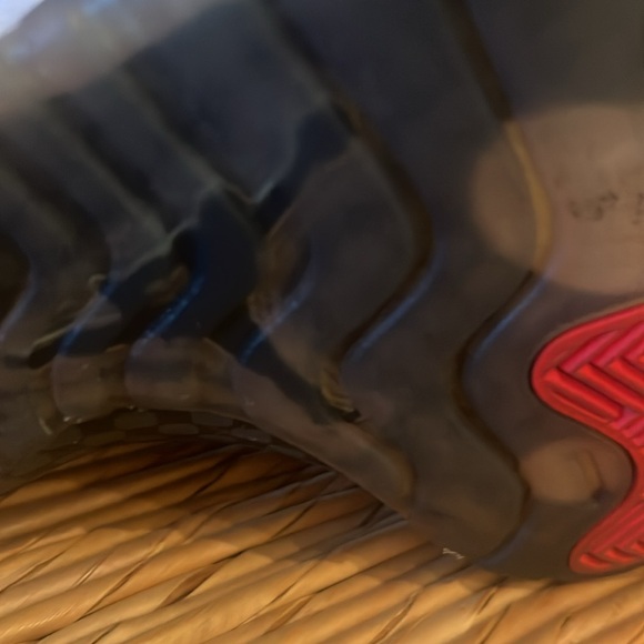 Air Jordan 11 Retro ‘Win Like 96’ Women’s Size 8.5/Eur 40. Gently used! - Picture 7 of 12